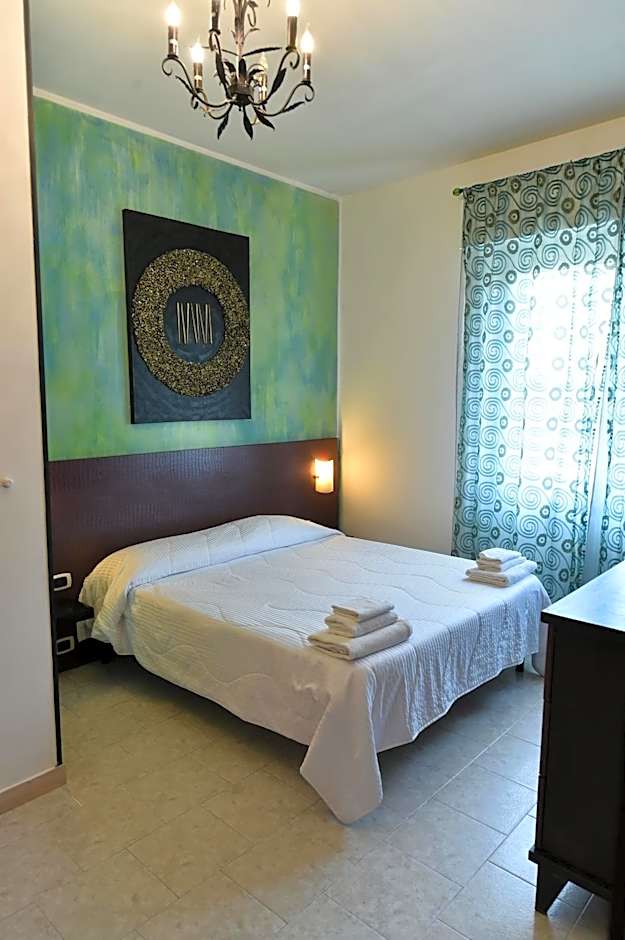Photo 1 of 6 of Double Room