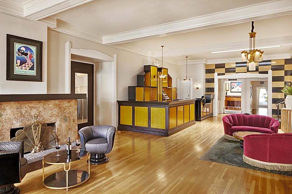 Mount View Hotel & Spa