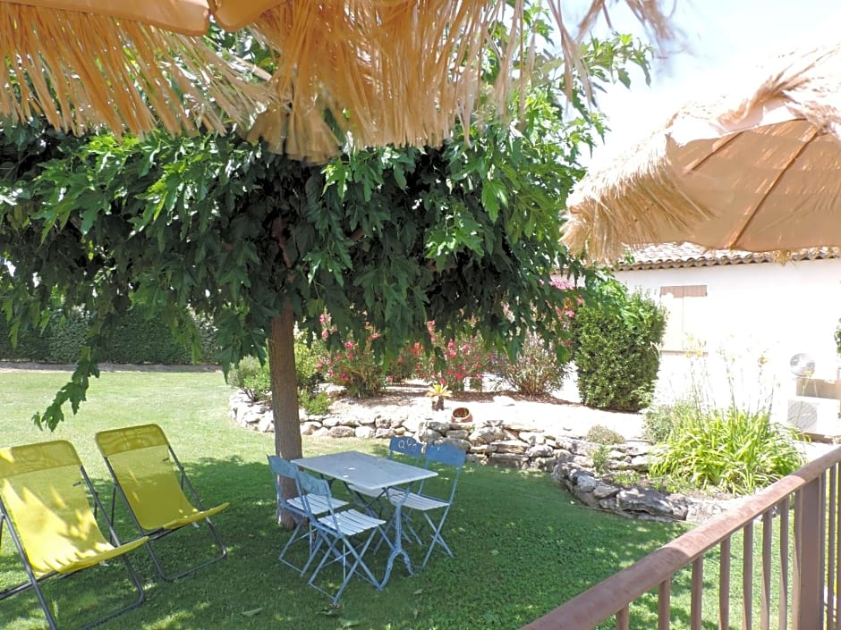 Chambres D'hotes Gite Le Fare Tchanque – Cavaillon, UT