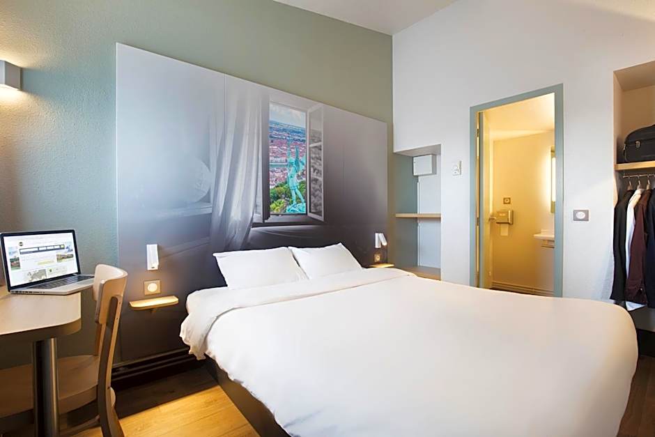 B&B HOTEL Lyon St Priest