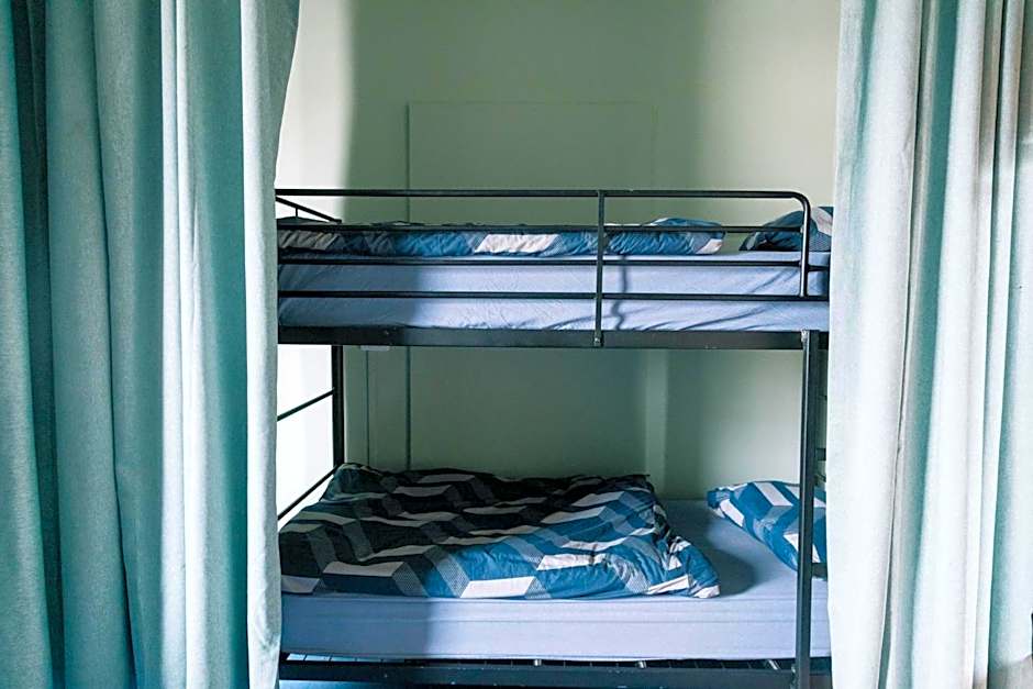 CarricHostel