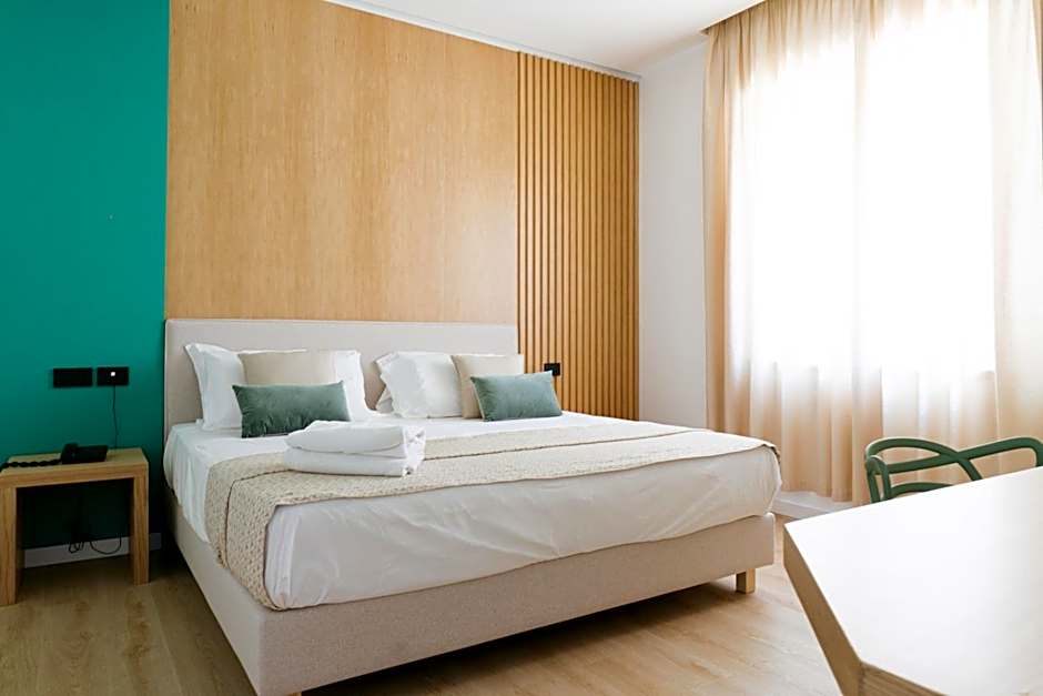 Plana Hotel