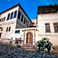 KAPALOS CAVE SUİTES