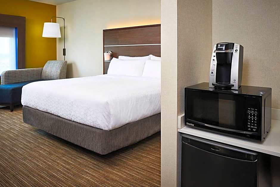 Holiday Inn Express Sarnia - Point Edward By IHG