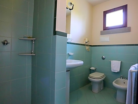 Single Room with Private Bathroom