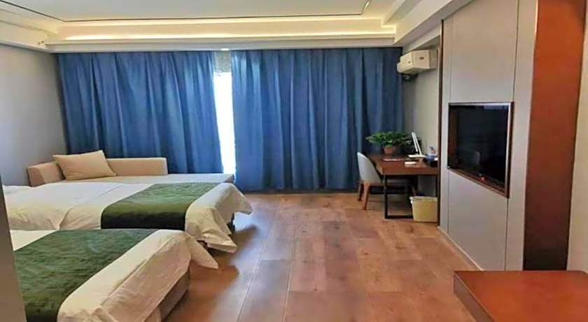 GreenTree Inn Jiuquan Century Plaza Hotel