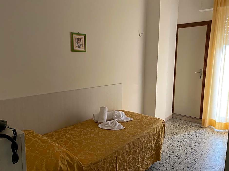 Hotel Modenese