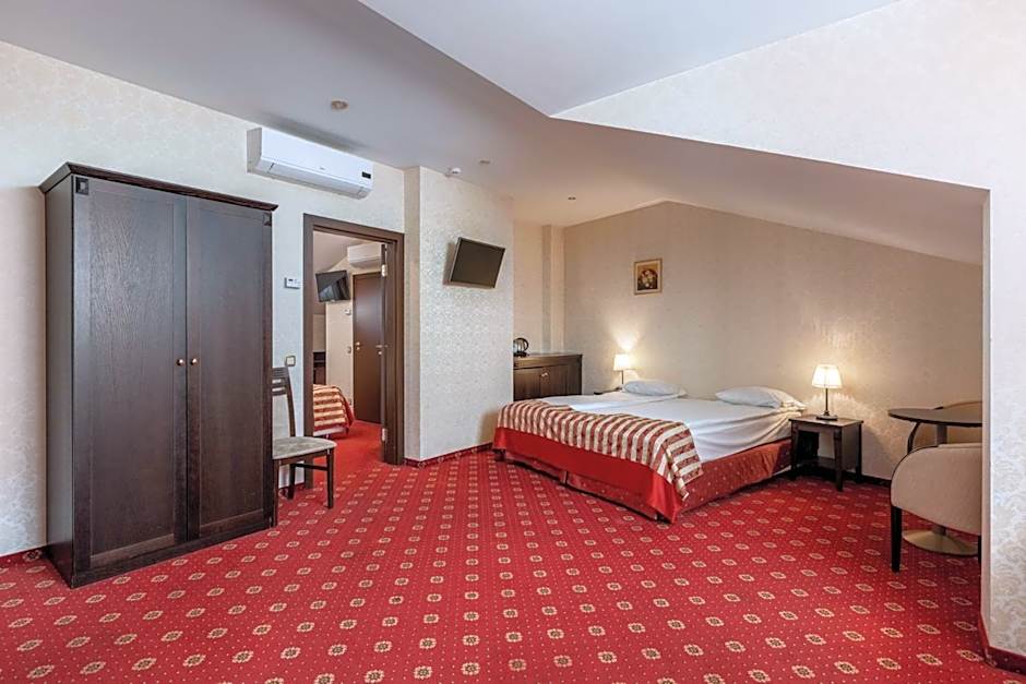 RIXWELL GERTRUDE HOTEL