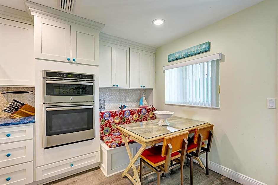 Anna Maria Island Beach Palms 5B
