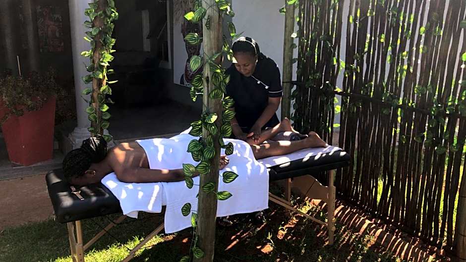 Clifford's Rufaro Hotel, Conference & Spa