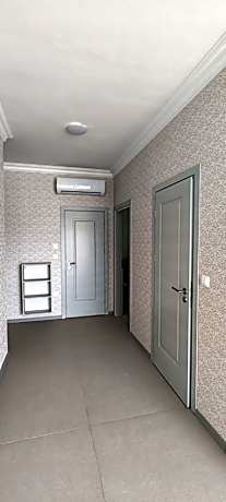 One-Bedroom Apartment with Balcony