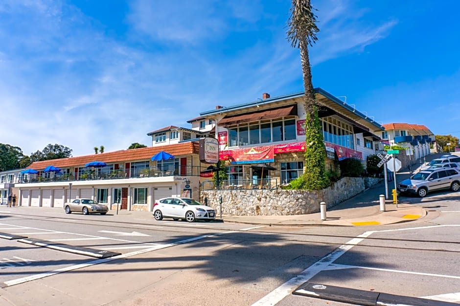 Casablanca Inn on The Beach