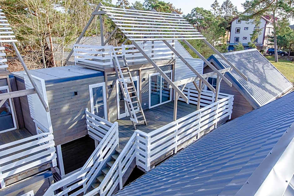 OŚRODEK KOLONIJNO WCZASOWY MEWA - przy plaży z basenem z podgrzewaną wodą i mini SPA