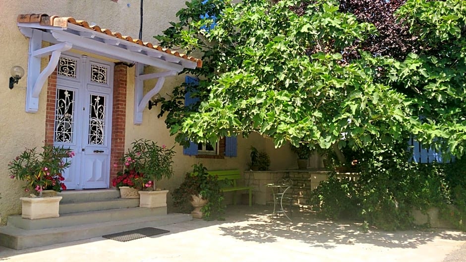 Chambres Et Tables D'hotes Au Pres De Ma Blonde – Senouillac, CO
