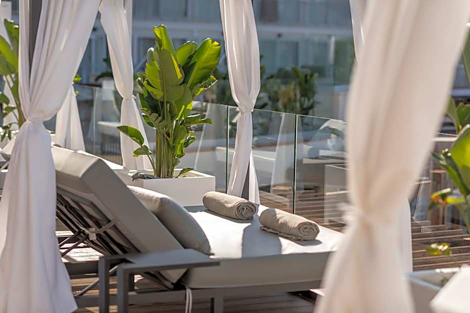 Valentin Grand Park Suite Hotel