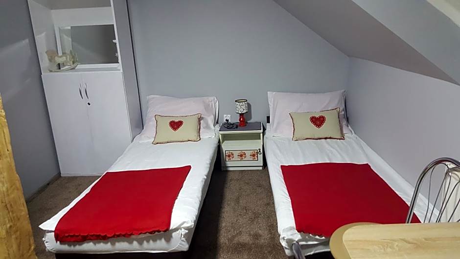 Pokoje Gościnne Nad Złotym Potokiem