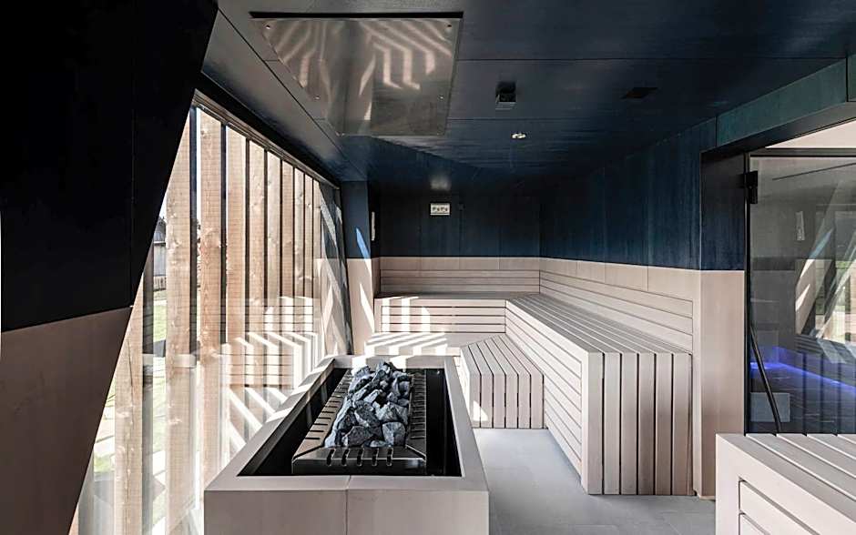 AEON Hotel - adults only Bed & Breakfast