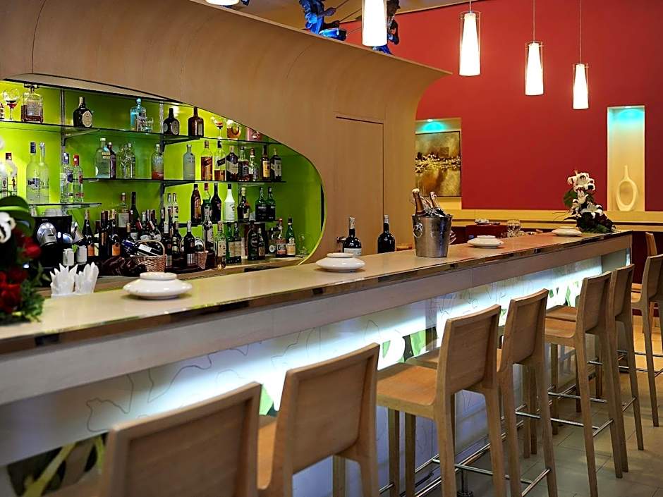 Ibis Tanger City Center