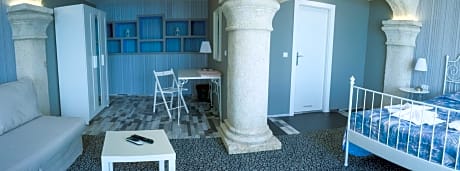 Deluxe Suite - Beach Front