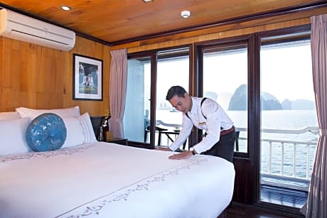 Luxury Double Room with Balcony (Free Kayaking) - 2 Days 1 Night