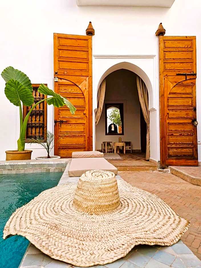 RIAD SAMAH