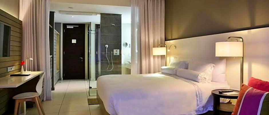 Eden Bleu Hotel