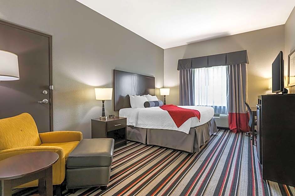 Best Western Plus Cowetas 1st Hotel