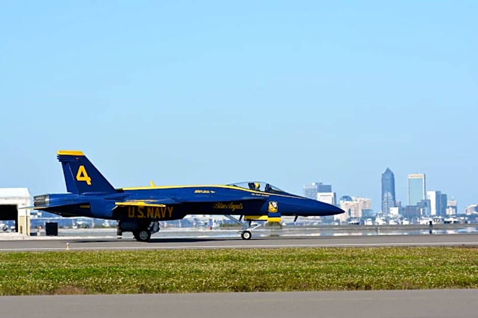 La Quinta Inn & Suites by Wyndham Jacksonville Mandarin