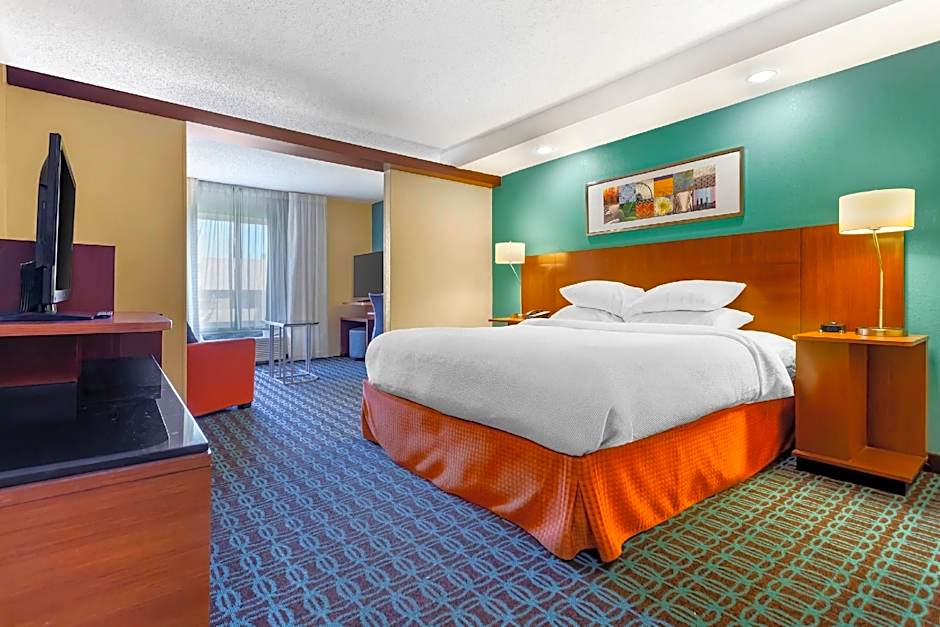 Photo 1 of 4 of Efficiency 1 King Bed Suite