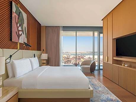 Executive Suite Sea View with Meryal Waterpark Access
