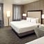 DoubleTree Suites by Hilton Hotel Detroit Downtown - Fort Shelby