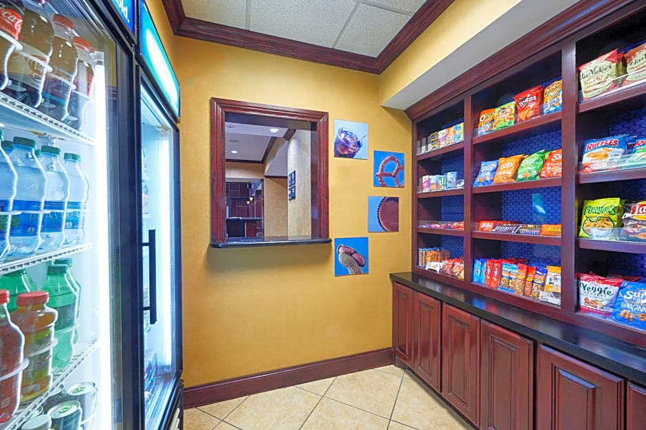 Hampton Inn & Suites Austin South Buda