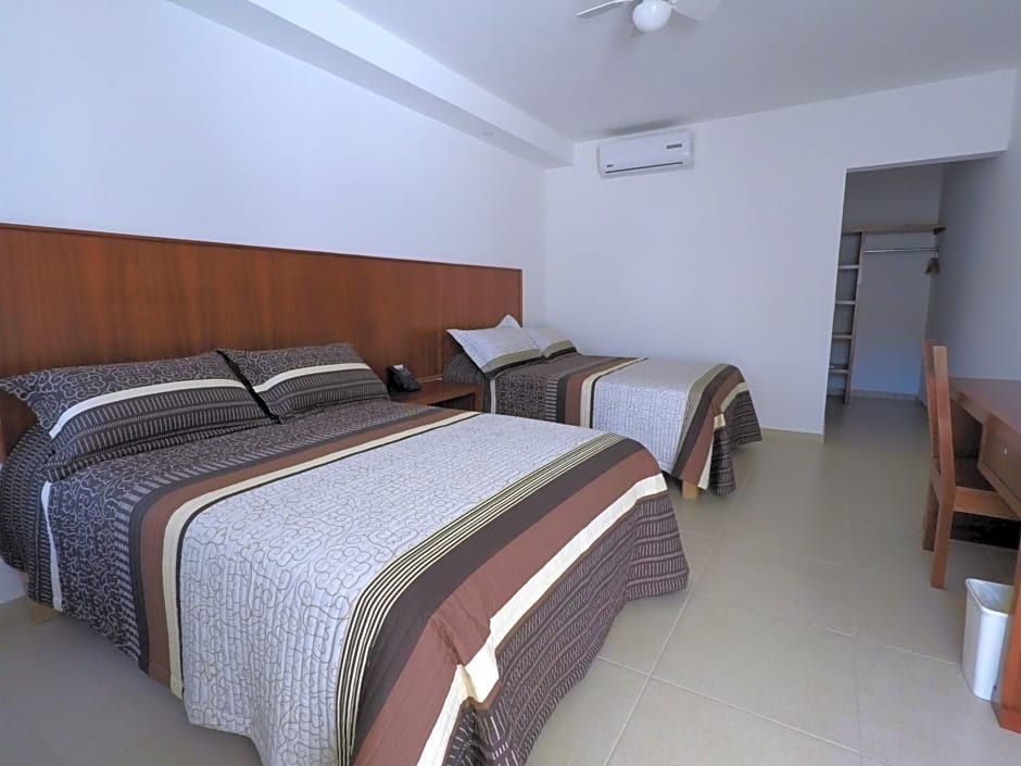 Hotel Santiago