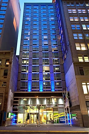 Holiday Inn Express Manhattan Times Square South By IHG