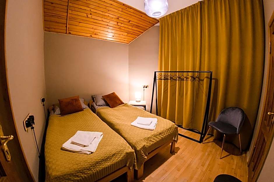Photo 1 of 6 of Economy 2 Beds