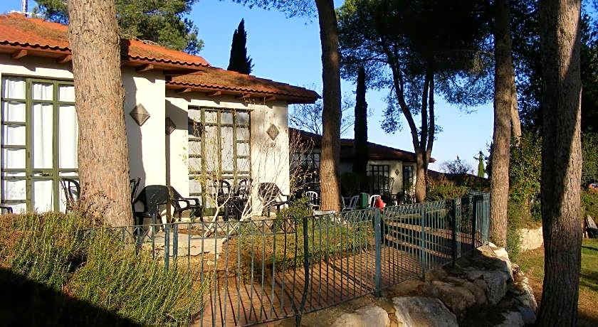 Shoresh Green Hills Hotel