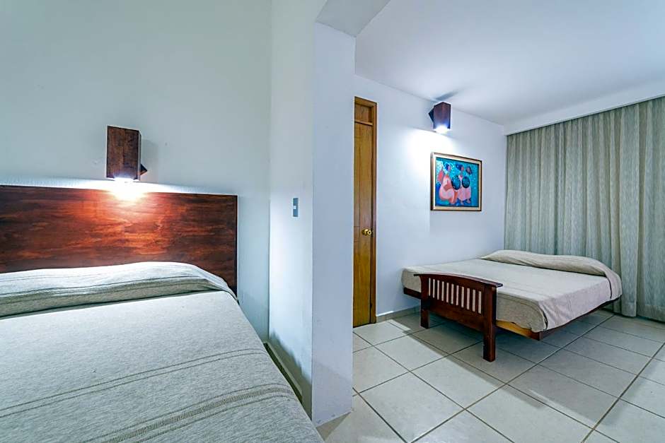 Hotel Castillo Huatulco & Beach Club