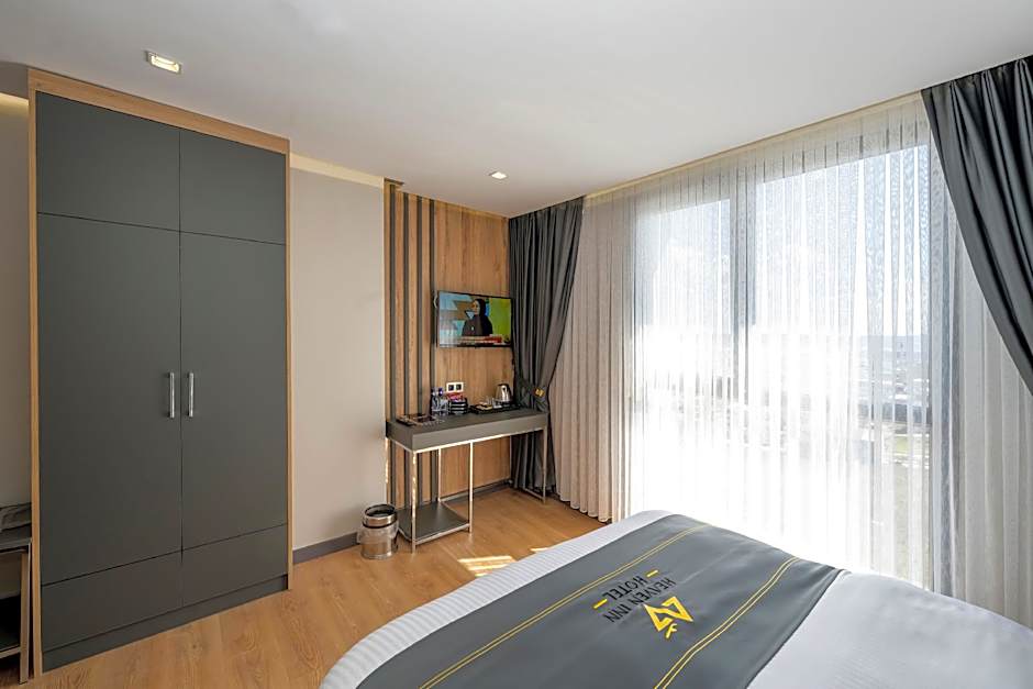 Heaven Inn Airport Hotel