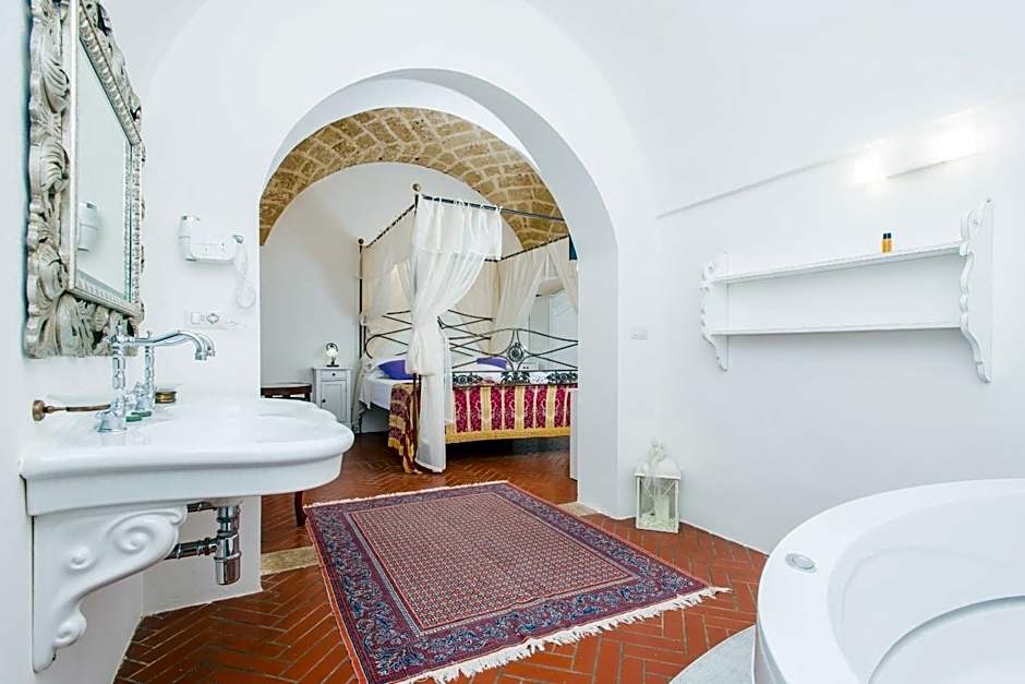 RELAIS MASSERIA CASINA DEI CARI