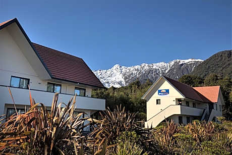 Bella Vista Fox Glacier Motel