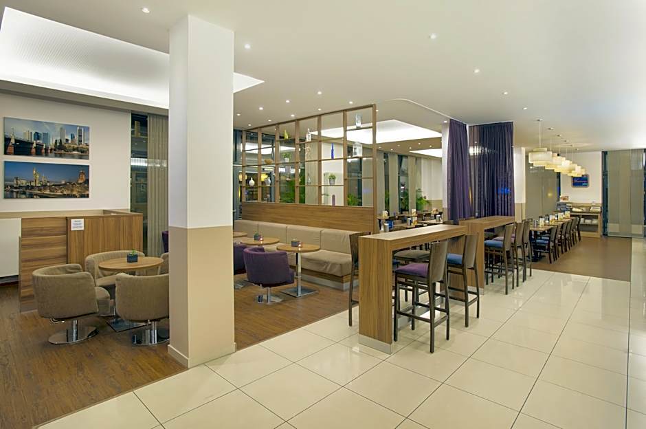Premier Inn Frankfurt City Centre