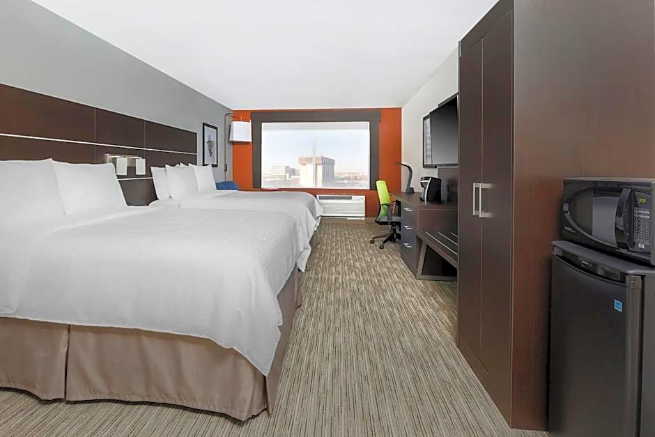 Holiday Inn Express & Suites Chicago OHare Airport, an IHG Hotel By IHG