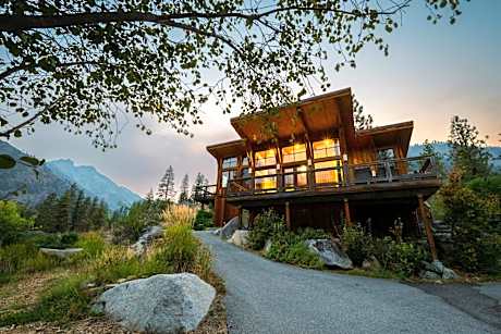 Sleeping Lady Mountain Resort & Spa