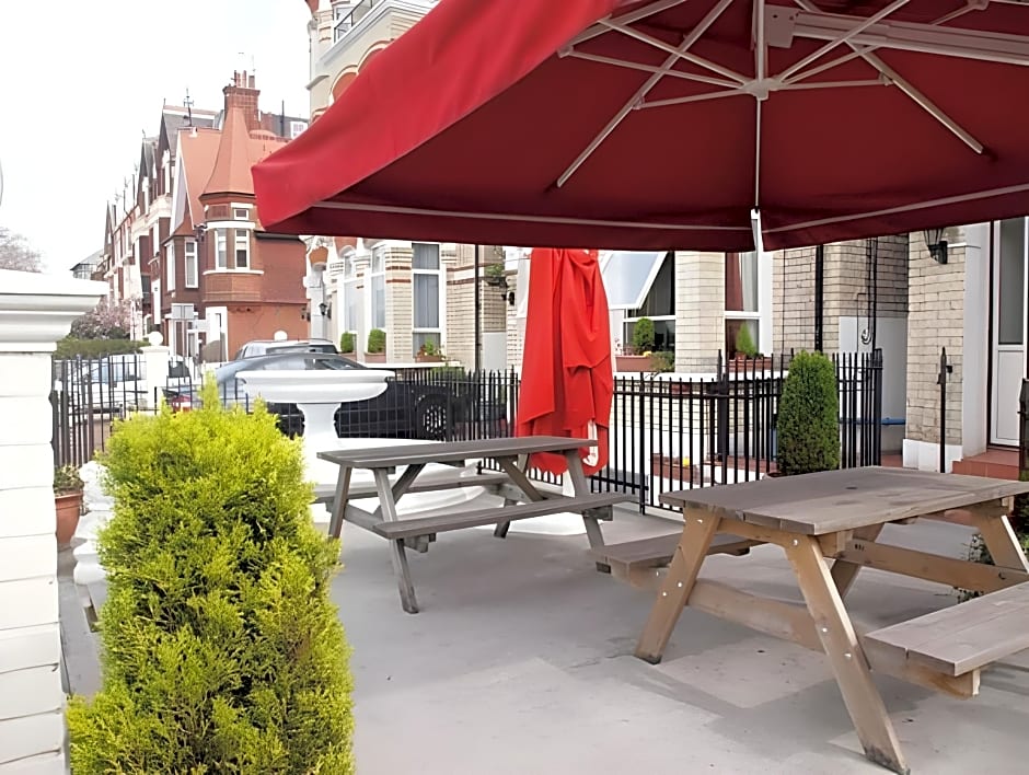 Clapham South Dudley Hotel