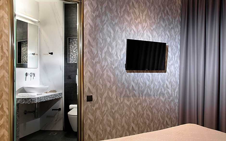 360Degrees Pop Art Hotel