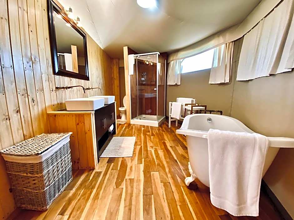 ParkView Safari Lodge