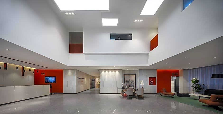 Aishang Hotel (Lecong Furniture Mall, Foshan)