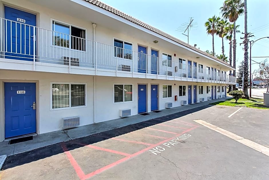 Motel 6 Campbell, CA - San Jose