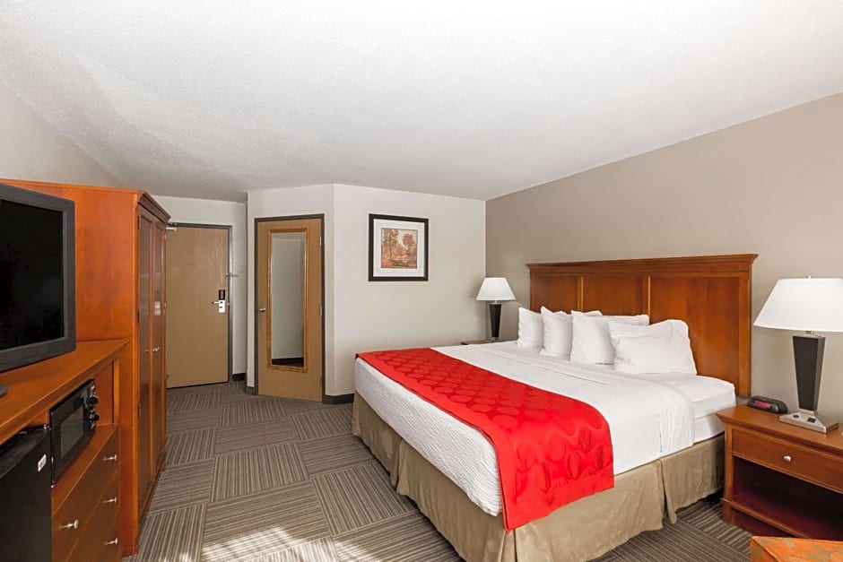 Ramada by Wyndham Platte City KCI Airport