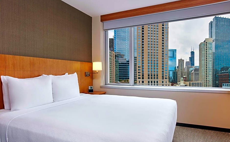 Hyatt Place Chicago/River North